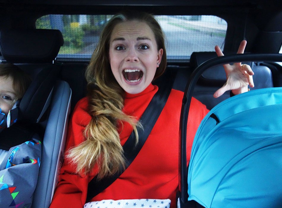 Windelexplosion Auf Der Autobahn Ein Hoch Auf Feuchttucher Und Mamas Oberschenkel Ekulele Familienleben Rezepte Mode Kosmetik Reisen Und Gesundheit