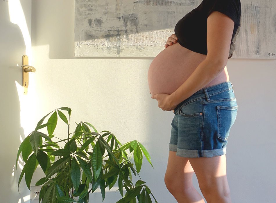 Schwanger in Zeiten von Corona: Erfahrungsbericht einer Mama